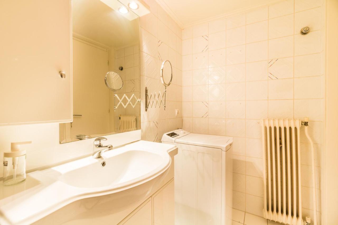 One-Bedroom Apartment - Kolonaki Atene Esterno foto