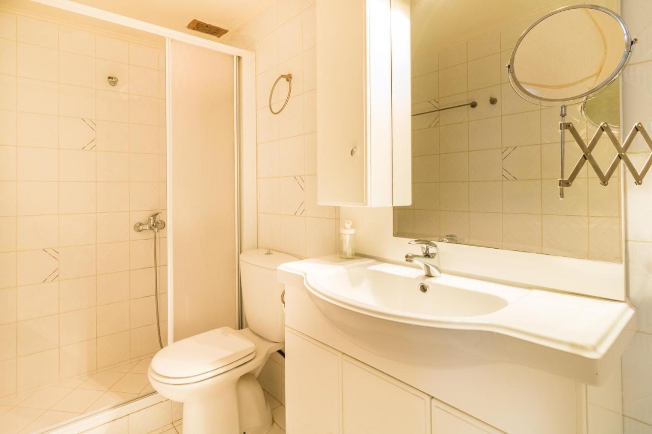 One-Bedroom Apartment - Kolonaki Atene Esterno foto